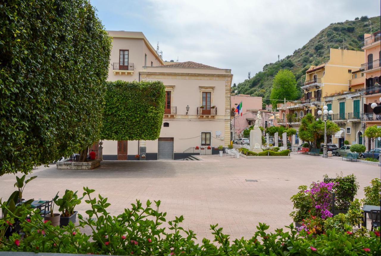 דירות גיארדיני נאקסוס Sun Sea House Taormina מראה חיצוני תמונה